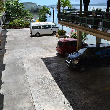 West Plaza By The Sea Hotel Koror Eksteriør billede